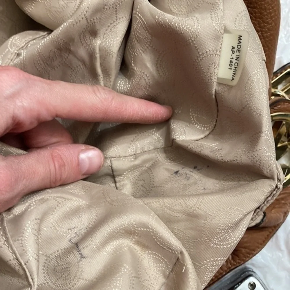 Michael kors brown leather logo shoulder bag